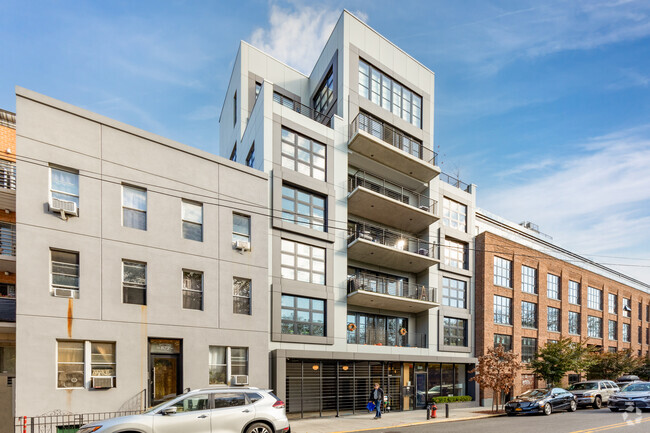Foto del edificio - 868 Lorimer St