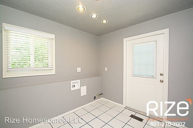 Foto del edificio - 5920 W 3500 S