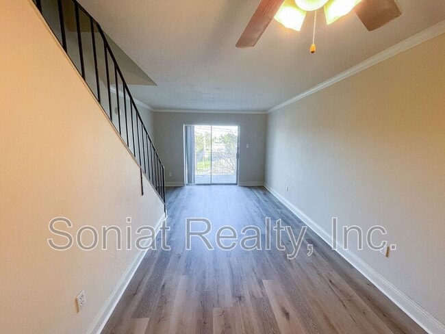 Building Photo - 3805 Houma Blvd