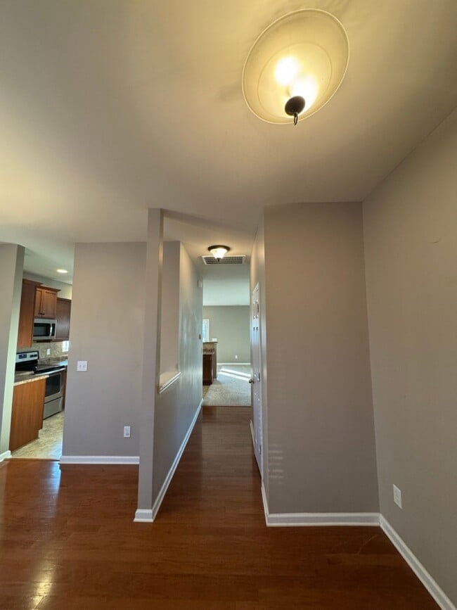 Building Photo - 4617 Meadowside Terrace