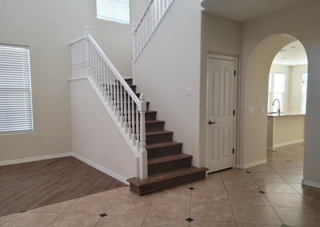 Building Photo - Vistancia 4 bed + den
