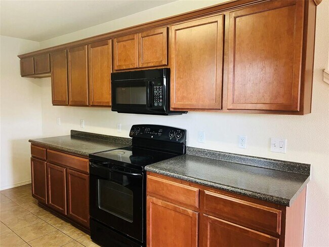 Building Photo - 13300 Prairie Sage Cove