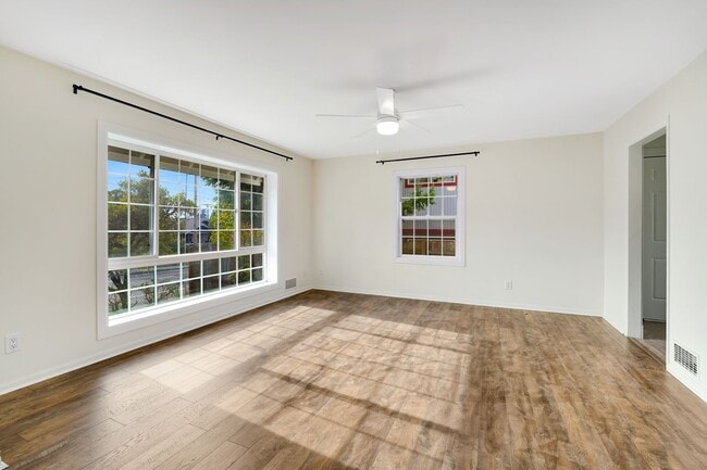 Building Photo - Impressive Home - Remodeled throughout!