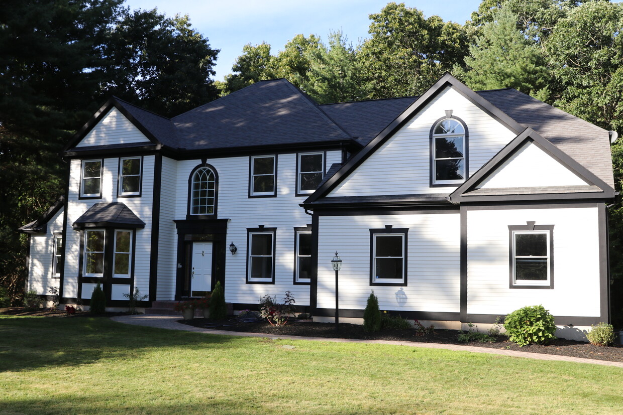 Primary Photo - 14 Joyce Ln