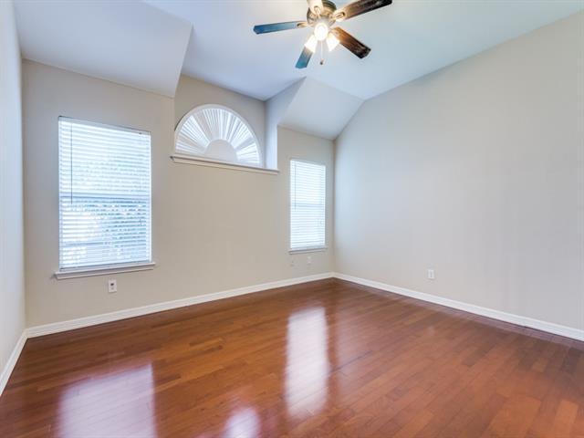 Building Photo - 9512 Saddle Dr