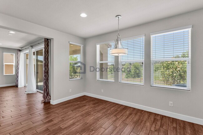 Building Photo - 2993 Beatty Dr