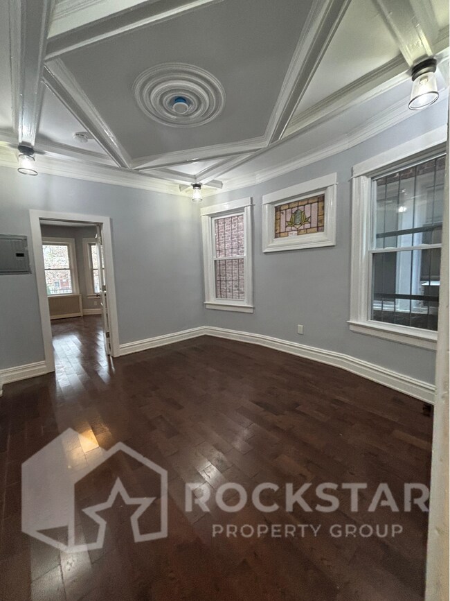 Foto del edificio - 256 Dwight St