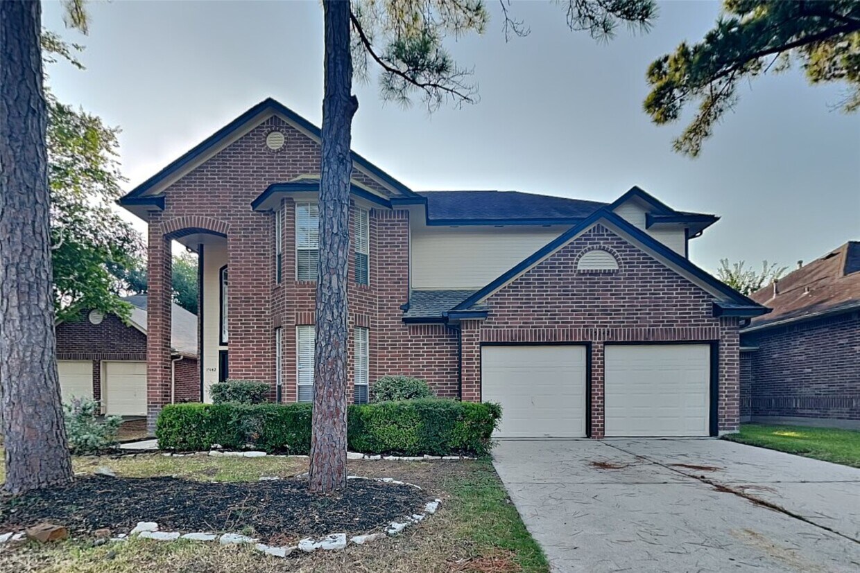 Foto principal - 15142 Red Cedar Cove Ln