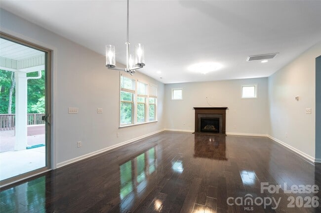 Building Photo - 4329 Hunton Dale Rd NW