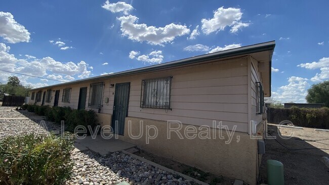 Foto del edificio - 5752 E 28th St