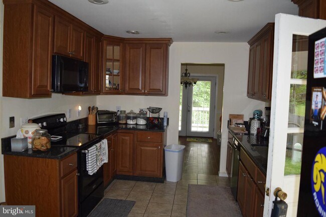 Building Photo - 9647 Wenzel St