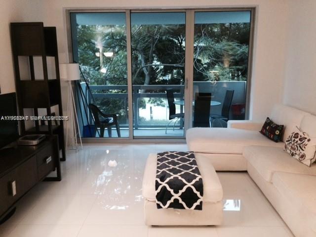 Foto del edificio - 1500 Bay Rd