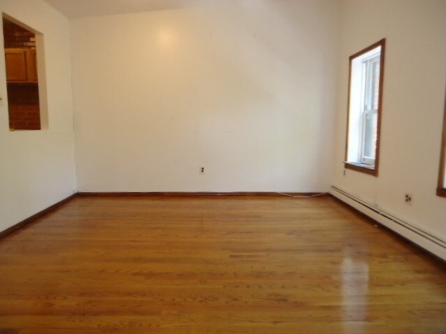Foto del edificio - 326 Carlton Ave