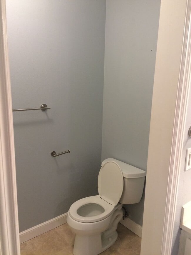 Building Photo - 2 Bedroom 2 Bath Downtown Walnut Creek