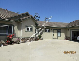 Building Photo - 144 George Ln