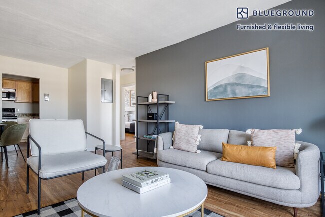 Foto del edificio - 30 Iroquois St