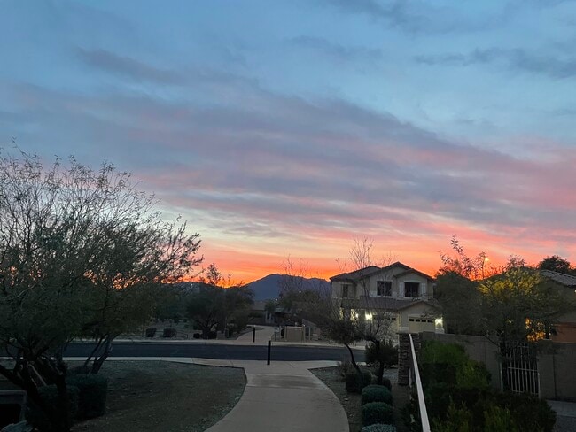 Foto del edificio - 2916 W Windsong Dr