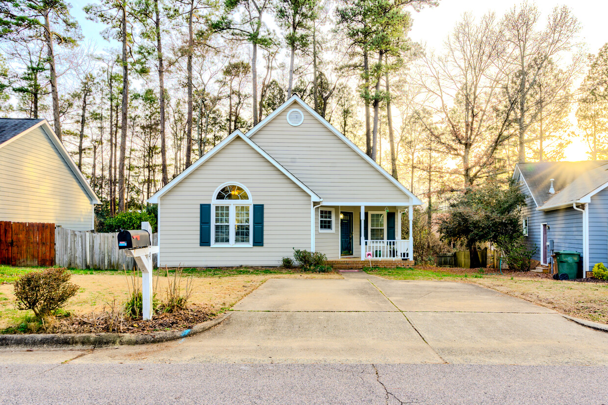 104 Bright Angel Dr, Cary, NC 27513 - Townhome Rentals in Cary NC ...