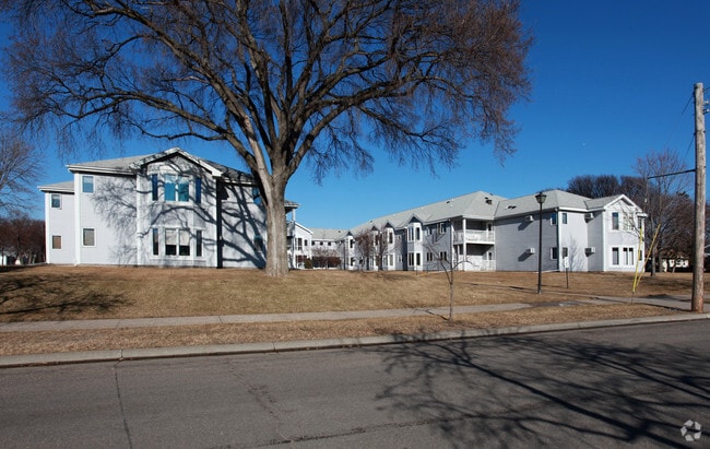 Stadish Green Condominiums