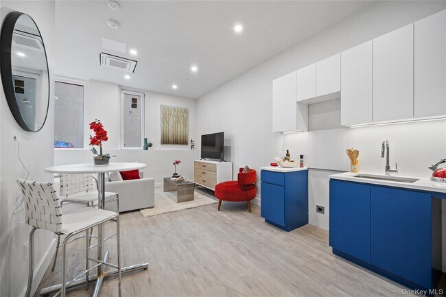 Foto del edificio - 40 Westchester Pl