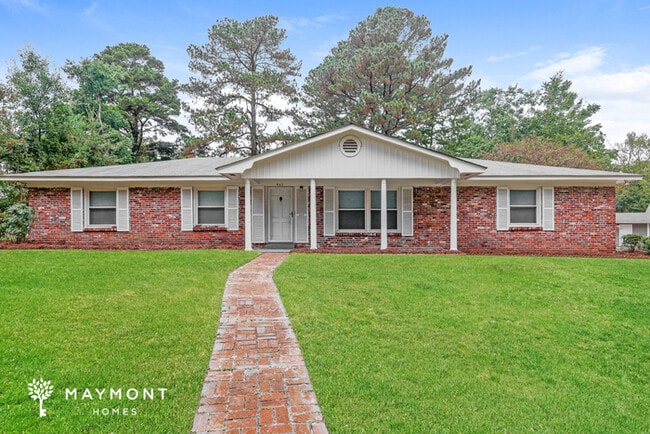 Building Photo - 463 Pemberton Dr
