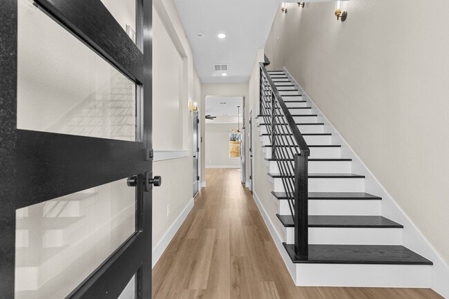 Building Photo - 4206 Kewanee St