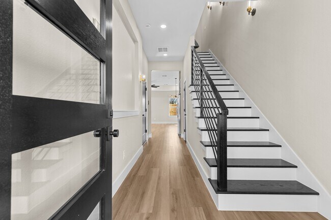 Foto del edificio - 4206 Kewanee St