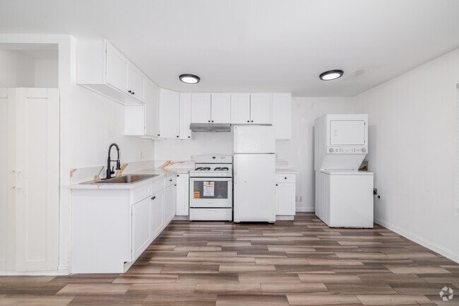 Interior Photo - CATO