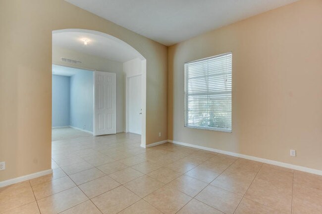 Building Photo - 198 Palm Beach Plantation Blvd