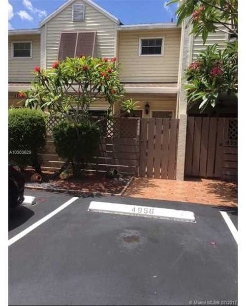 Foto principal - 4956 N Hemingway Cir