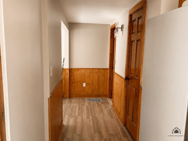 Foto del edificio - 328 N Pond Rd