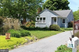Building Photo - 209 Choptank Ave