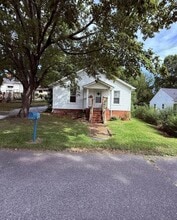 Building Photo - 212 Ridgecrest St