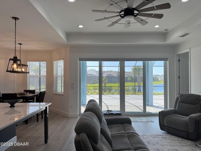 Foto del edificio - 772 Margaritaville Ave