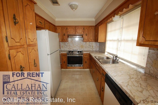 Building Photo - 3 br, 2 bath House - 27 Patty Lane