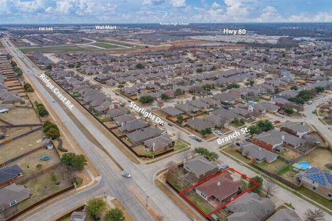 Foto del edificio - 202 Starlight Dr