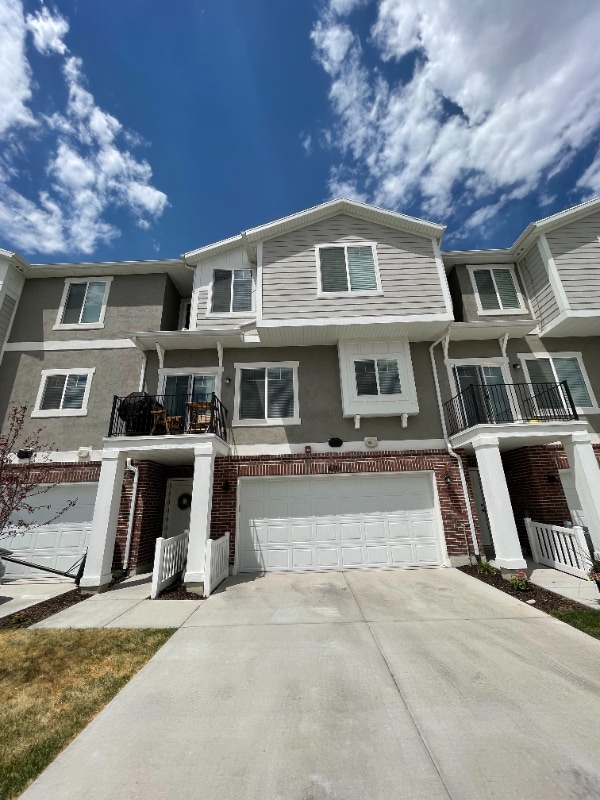 Building Photo - 4214 Frontier Park Ct