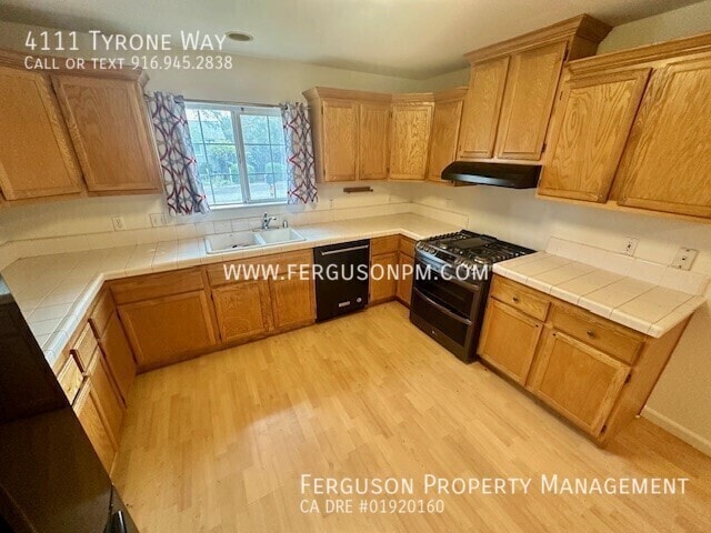 Photo - 4111 Tyrone Way House