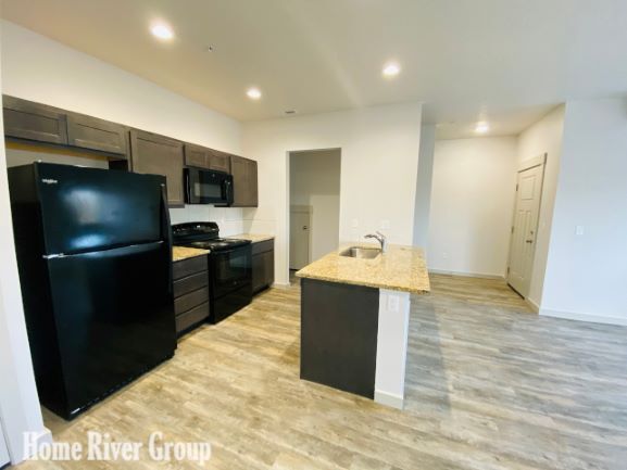 Foto del edificio - $99 MOVE IN SPECIAL! 3 BEDROOM TOWNHOME!
