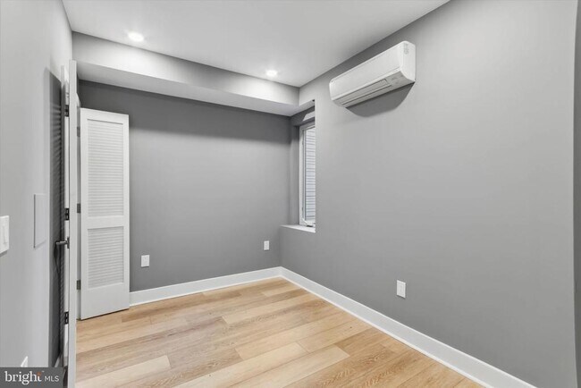 Foto del edificio - 1615 Poplar St