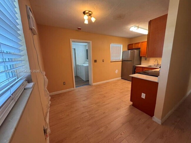 Building Photo - 18331 NW 2nd Ct