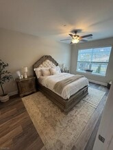 Building Photo - 7 Theta Dr