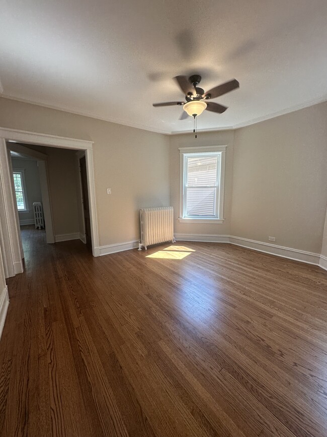 Foto del edificio - 4314 N Wolcott Ave