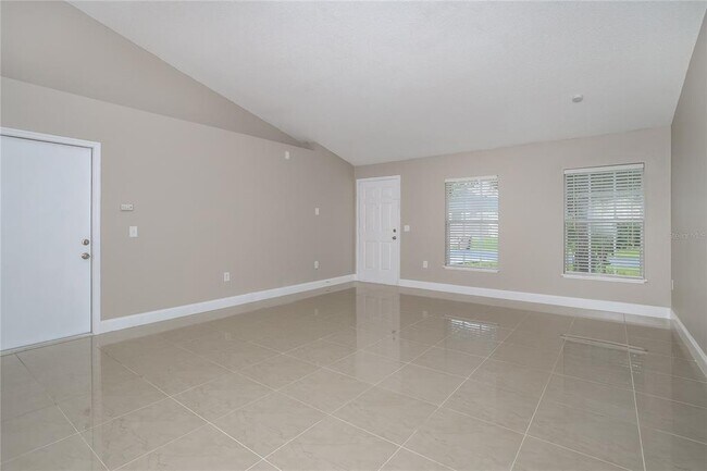 Building Photo - 1118 Chesterfield Ct