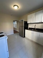 Building Photo - 1989 Cruger Ave