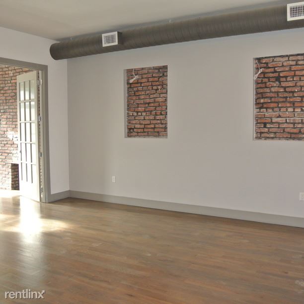 Building Photo - 315 Knickerbocker Ave