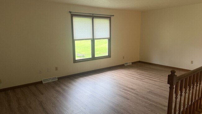 Foto del edificio - Nice 3-Bedroom Duplex Available in Middlebury