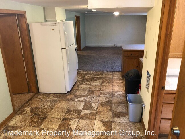 Building Photo - 2 br, 1 bath Apartment - 938 Laporte Ave