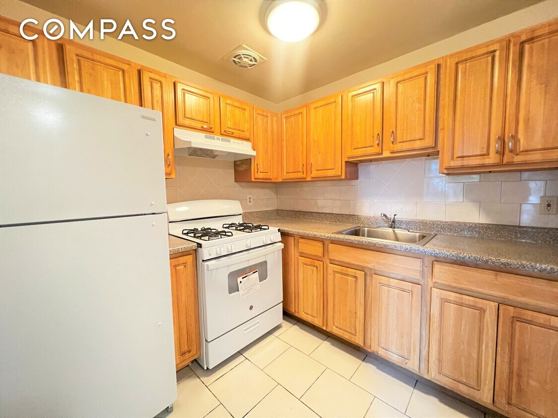 206 Mother Gaston Blvd, Brooklyn, NY 11233 Townhome Rentals in