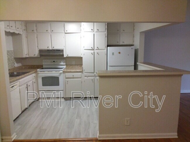 Foto del edificio - 2527 Emily Ln